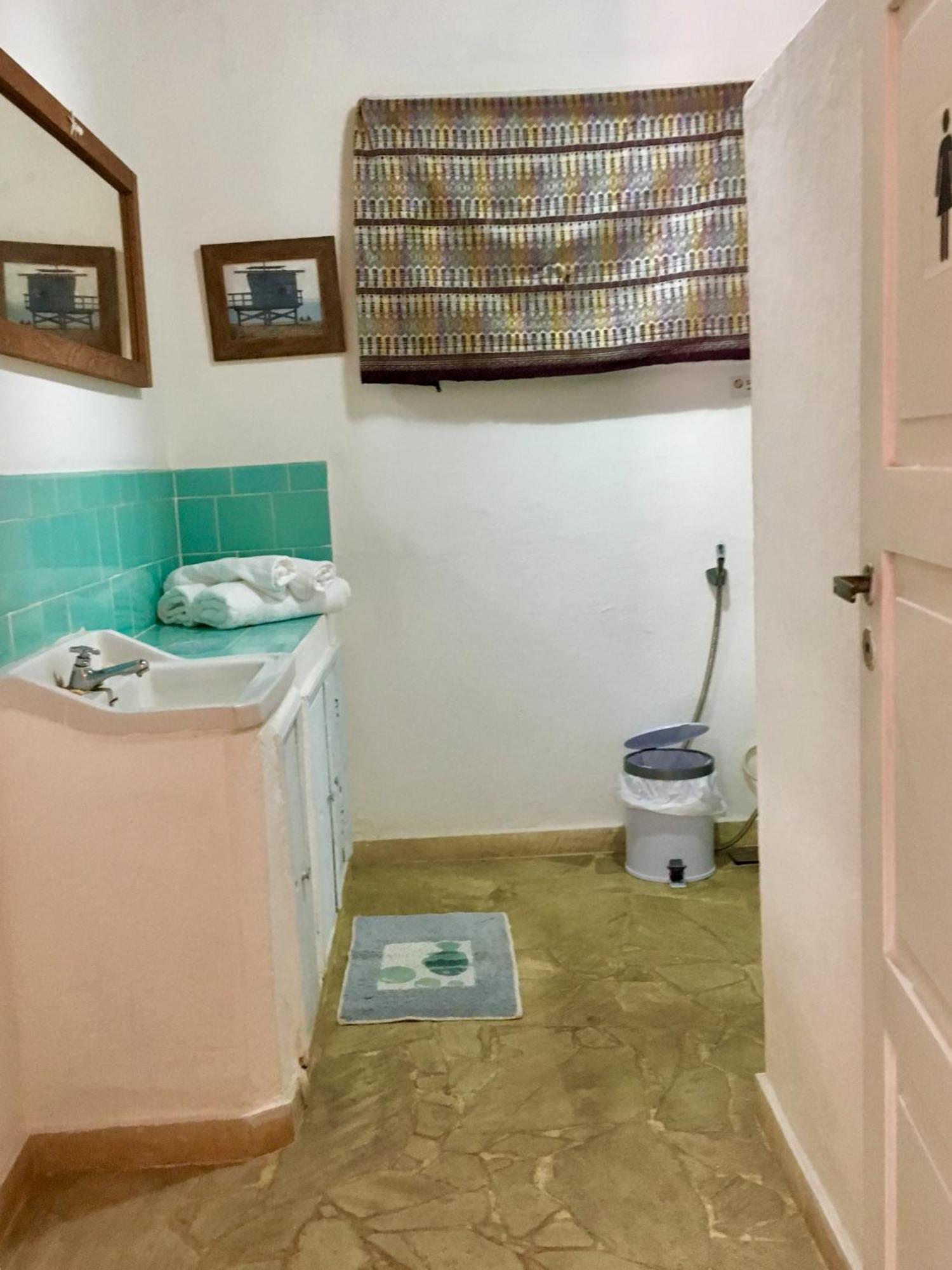 Yucas Buzios Sul Bed & Breakfast Exterior photo